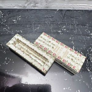 Gucci The ALCHEMIST'S' GARDEN perfume samples